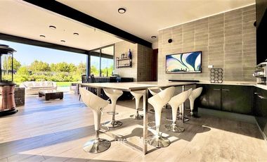 Casa en Venta en Cond. Las Brisas de Chicureo - La Pirca