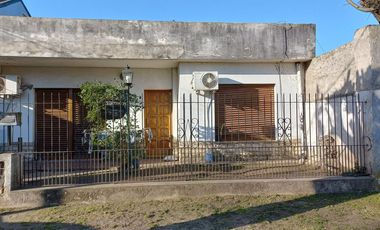 CASA EN VENTA EN MONTE GRANDE APTO CREDITO