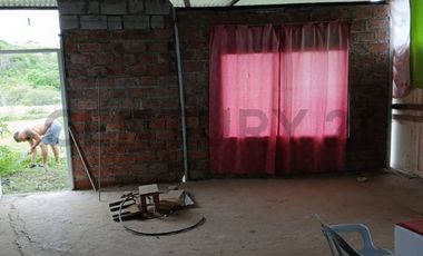 Venta de terreno incluida casa