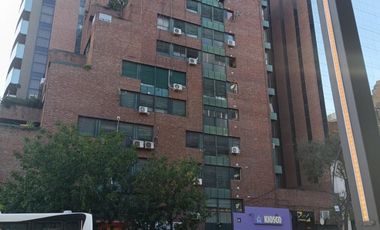 Alquiler Departamento 1 dormitorio A/A z/Patio Olmos en Centro $500.000 finales.
