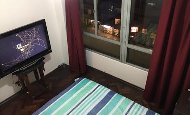 Alquiler Departamento 1 dormitorio A/A z/Patio Olmos en Centro $500.000 finales.