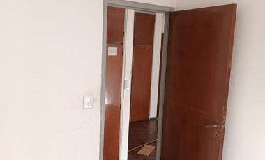 Alquiler Departamento 1 dormitorio A/A z/Patio Olmos en Centro $500.000 finales.