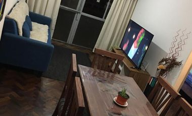 Alquiler Departamento 1 dormitorio A/A z/Patio Olmos en Centro $500.000 finales.