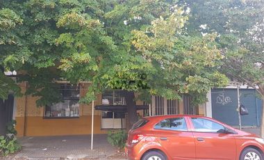 Local - La Plata