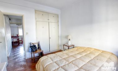 Departamento 4 ambientes con baño y toilette - Olivos excelente ubicación.