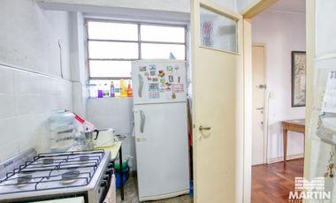 Departamento 4 ambientes con baño y toilette - Olivos excelente ubicación.