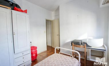 Departamento 4 ambientes con baño y toilette - Olivos excelente ubicación.