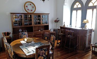Casa -de Estilo Inglés 4 amb en una sola planta Quilmes Residencial
