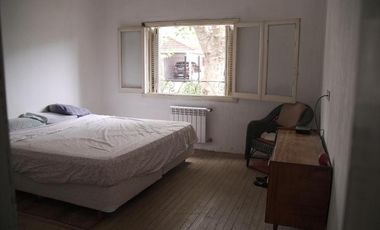 OPORTUNIDAD !!!! Casa antigua reciclada- Lomas de Zamora Este