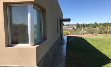 Casa en La Península, Neuquén