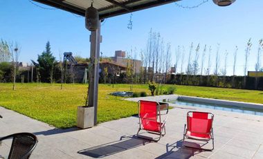 Casa - Roldan-  Barrio Las Tardes- Panamá 2835- Venta