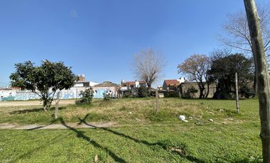 OPORTUNIDAD - 293M2 - 10M DE FRENTE - LOTE PELADO LISTO PARA EDIFICAR