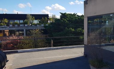 Venta de oficina en duplex San Isidro