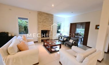 Casa 4 dormitorios venta en San Isidro Labrador, Villa Nueva