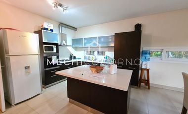 Casa 4 dormitorios venta en San Isidro Labrador, Villa Nueva