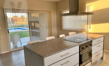 Casa en venta - Barrio Lagos de Canning