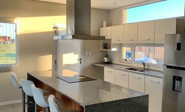 Casa en venta - Barrio Lagos de Canning