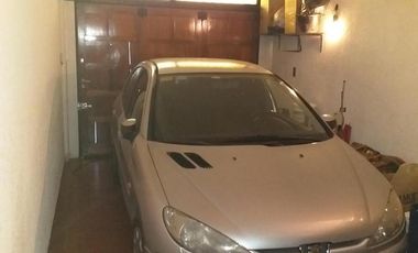 VENTA DE CASA 4 AMBIENTES EN RAMOS MEJIA