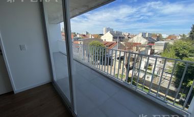Venta de Monoambiente con balcón en Villa Domínico