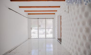 PH USO PROFESIONAL - IMPECABLE - En 2 plantas 242m2 al frente - Villa Urquiza