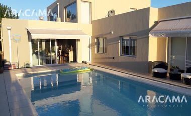 VENTA CASA EN LA HORQUETA - CANNING