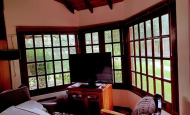 CASA EN VENTA EN BARRIO SAN RAFAEL MAR DE AJO- CUATRO AMBIENTES