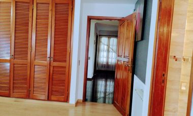 CASA EN VENTA EN BARRIO SAN RAFAEL MAR DE AJO- CUATRO AMBIENTES