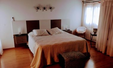 CASA EN VENTA EN BARRIO SAN RAFAEL MAR DE AJO- CUATRO AMBIENTES