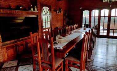 CASA EN VENTA EN BARRIO SAN RAFAEL MAR DE AJO- CUATRO AMBIENTES