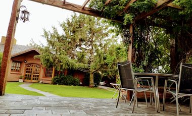 CASA EN VENTA EN BARRIO SAN RAFAEL MAR DE AJO- CUATRO AMBIENTES