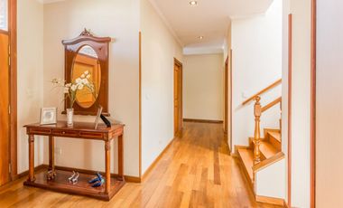 En venta Ayres de Pilar divina casa de 4 dorm sobre  terreno de 1