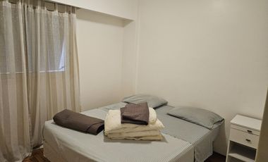 Muy buen depto de dos ambientes en alquiler . Amoblado y equipado.