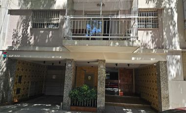 Muy buen depto de dos ambientes en alquiler . Amoblado y equipado.