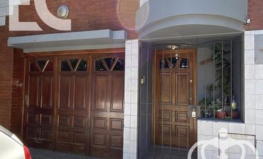 Casa -Venta-2 familias- Gerli