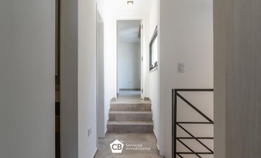 CASA en Terrazas de La Estanzuela – ¡Con Pileta y Vista Increíble!