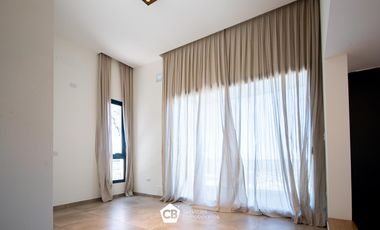 CASA en Terrazas de La Estanzuela – ¡Con Pileta y Vista Increíble!