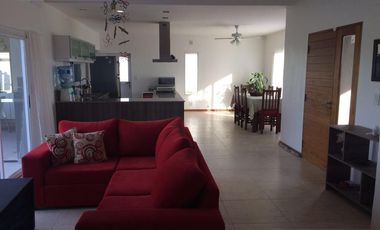 Casa en Countries/B.Cerrado (Escobar)