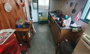 MUY LINDO 3 AMBIENTES EN VENTA CON BALCON SOBRE AV. MAIPU, OLIVOS