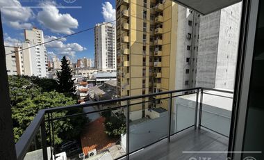 Departamento monoambiente, en alquiler , Quilmes centro, Apto vivienda y/o profesional
