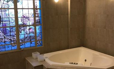 SE VENDE IMPORTANTE CASA QUINTA EN RINCON //