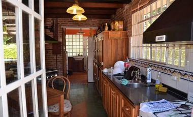 SE VENDE IMPORTANTE CASA QUINTA EN RINCON //