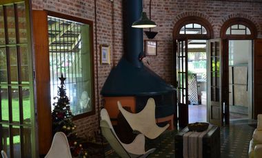 SE VENDE IMPORTANTE CASA QUINTA EN RINCON //