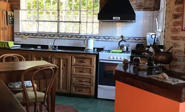 SE VENDE IMPORTANTE CASA QUINTA EN RINCON //