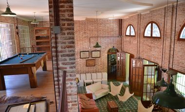 SE VENDE IMPORTANTE CASA QUINTA EN RINCON //