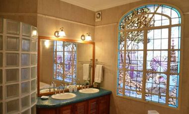 SE VENDE IMPORTANTE CASA QUINTA EN RINCON //