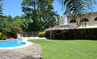 SE VENDE IMPORTANTE CASA QUINTA EN RINCON //