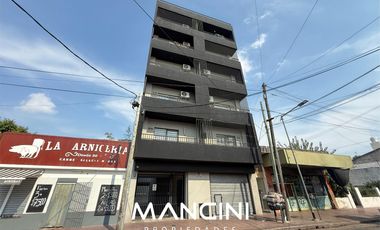 APTO CRÉDITO - Departamento de 2 amb. C/balcón corrido - Villa Ballester