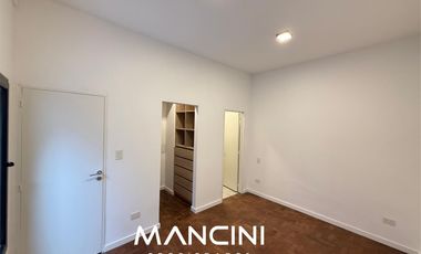 PH en venta de 2 ambientes con patio y parrilla - San Martín Centro