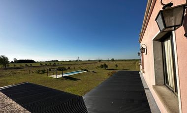 Casa en Estancia Benquerencia