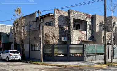 Casa en Venta  4 amb en dos plantas - Apto Credito .